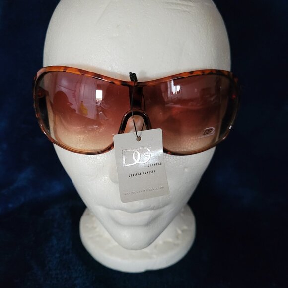 ~ Ladies Sunglasses - Picture 1 of 4